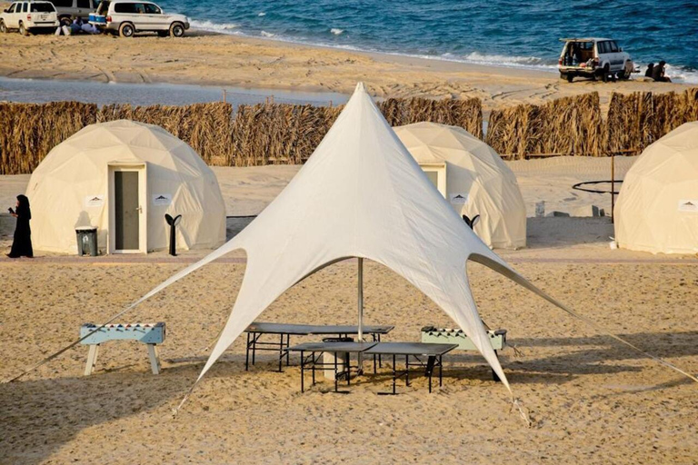 Doha: Übernachtung im Wüstencamping mit BBQ-Abendessen und FrühstückDoha: Private Übernachtung auf dem Wüstencampingplatz