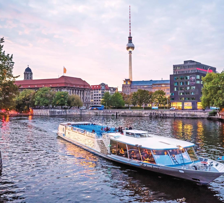 Berlin: Hop-On-Hop-Off Bus with Boat Cruise Option