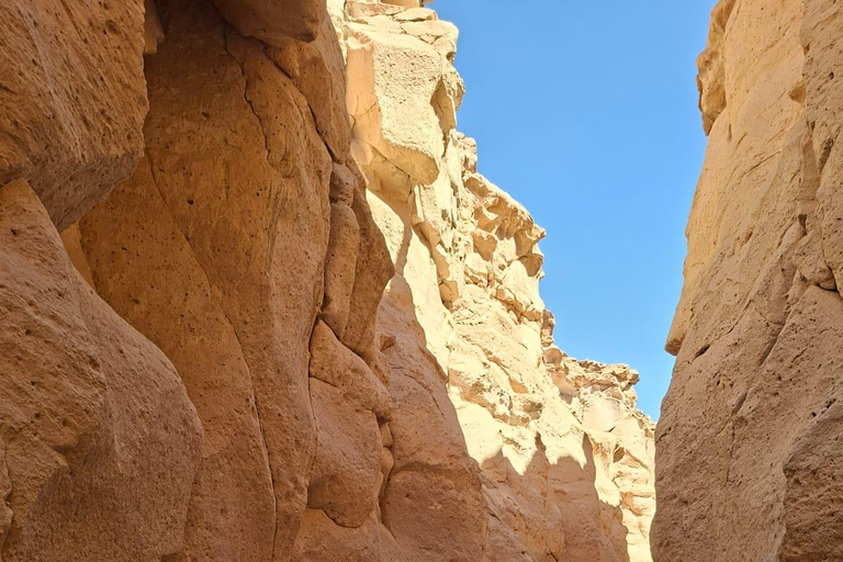 Arequipa: Private Sillar Route Tour + Culebrillas