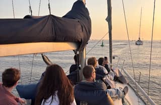 Porto: Klassische Segeltour mit Portwein, Option mit Sonnenuntergang