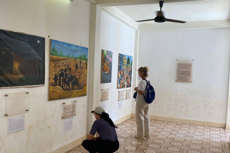 Siem Reap: Killing Fields & Floating Village Sunset Cruise Option 2: Guided Cultural Experience
