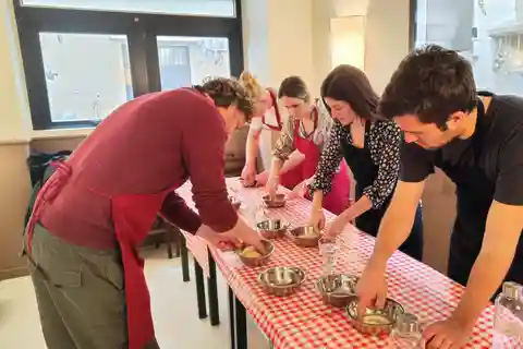 Cours de cuisine à Rome : Pâtes Tonnarelli faites à la main et Tiramisu