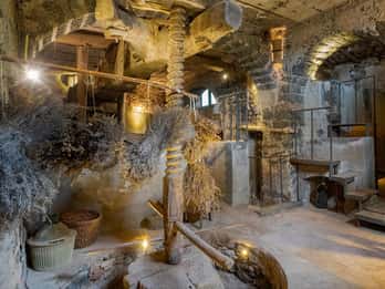 Acireale: Baroque walking and wine tasting at the Batia