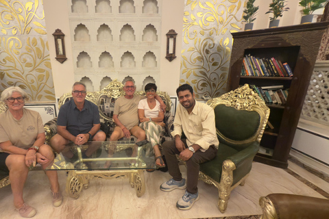8-Day Golden Triangle Tour With Ranthambore & Jhalana Safari Tour With 3-Star Hotel Recommendation