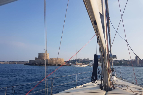 Lindos-Rhodes: Sailing Trip with Lunch and Drinks