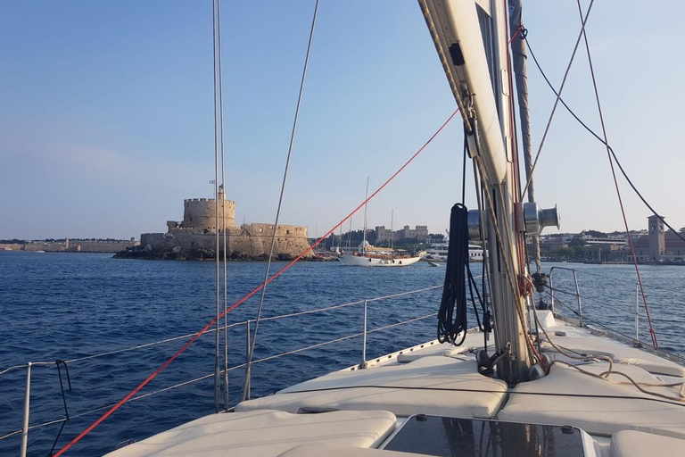 Lindos-Rhodes: Sailing Trip with Lunch and Drinks