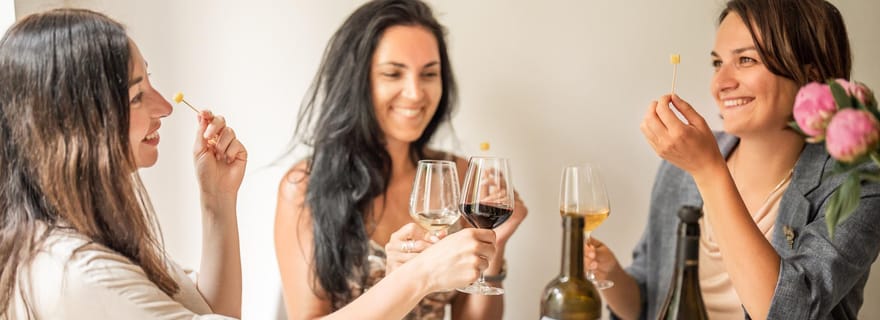 Dégustation de vins français dans le centre-ville de Nice