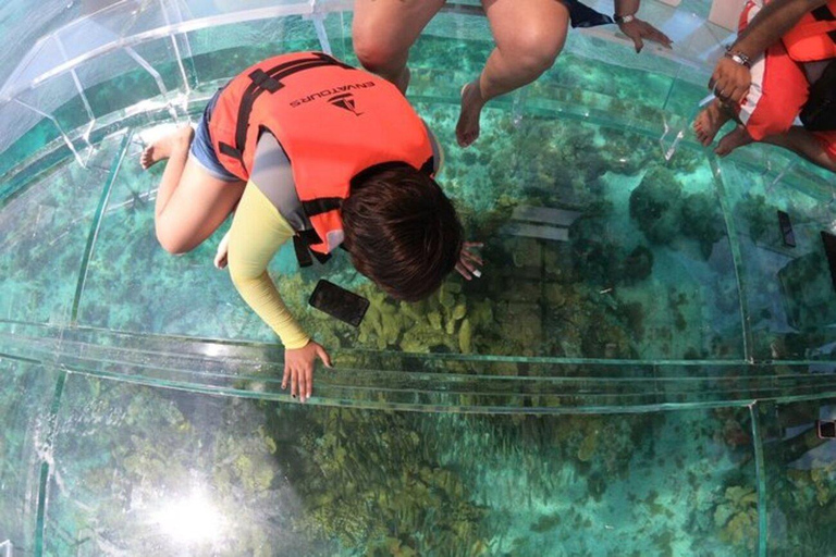 Cancun: Transparent Boat Tour with Soft Drinks