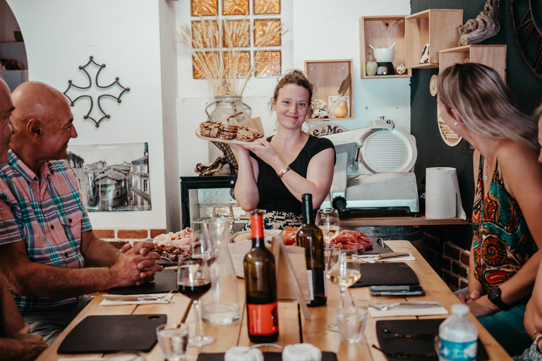Albi: Tour gastronómico e pelo mercado com degustações e passeio histórico