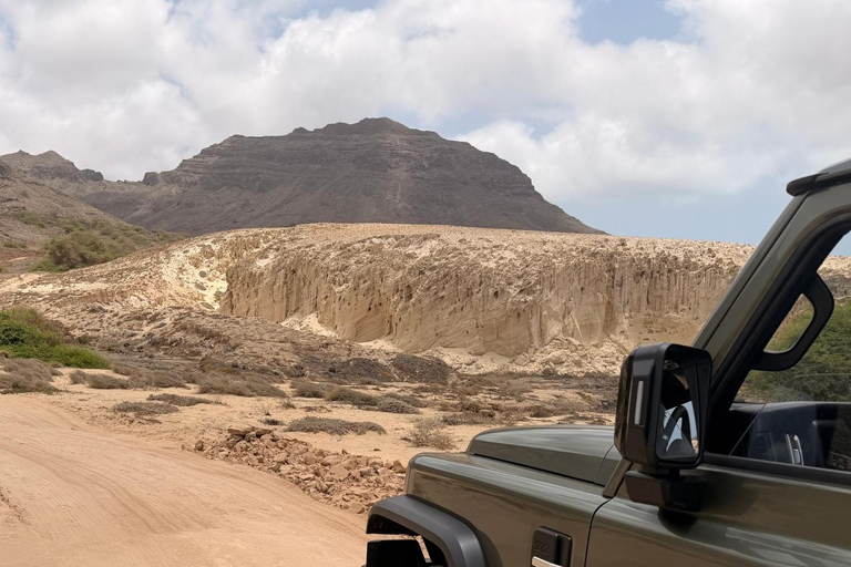 White Sand Dunes & Mountain Wonders in Mindelo Tour
