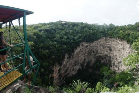 San Cristobal: Sima de las Cotorras & El Aguacero Waterfalls