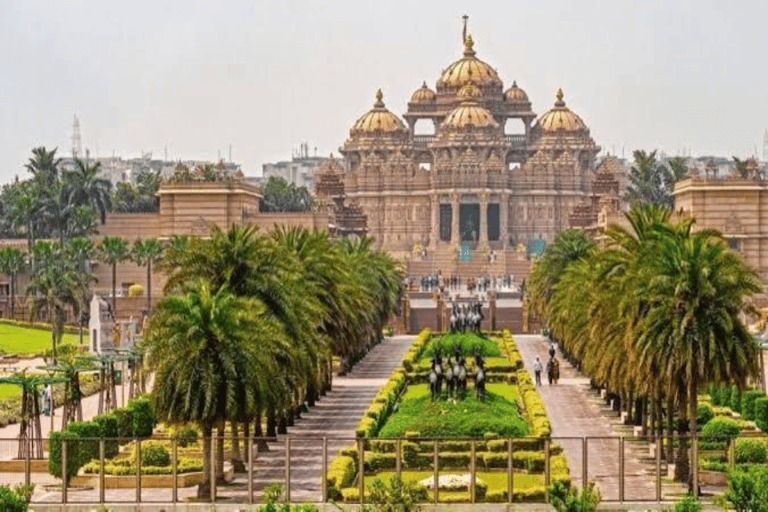 Delhi: Lotus and Akshardham Temples, Lodhi Garden and more Lotus and Akshardham Temples, Lodhi Garden and Humayun Tomb