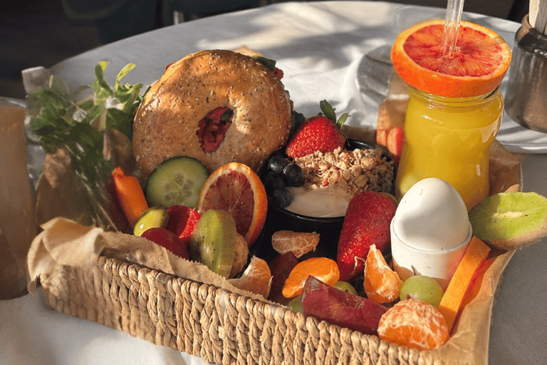 Nuremberg: Creative Breakfast & Design Your Own Souvenir