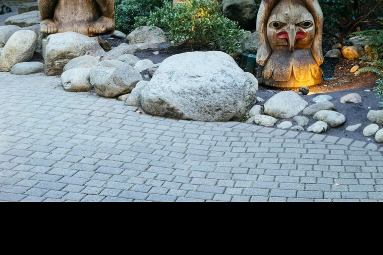 6 hour Private Tour of Vancouver & North Vancouver