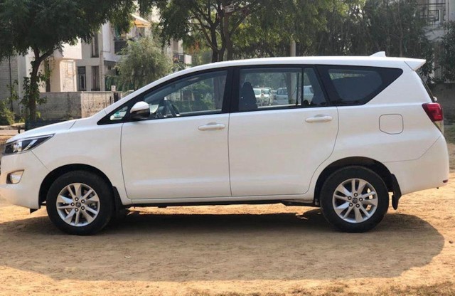 Visit Gwalior Private car hire for flexible hours with driver in Gwalior, Madhya Pradesh
