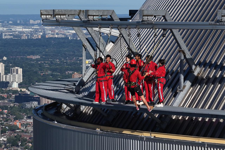 Toronto: CN Tower EdgeWalk Adventure Experience