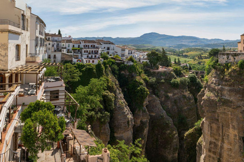 Ronda and Pasarelas del Tajo with free time from Malaga
