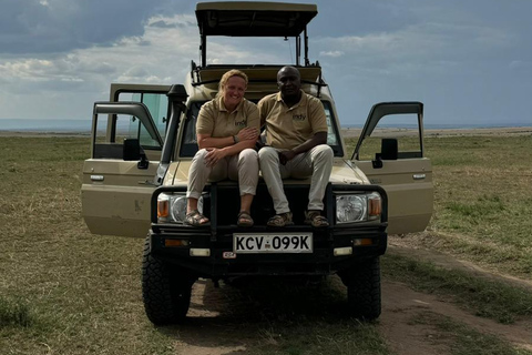 From Nairobi: 2-Day Tsavo East Safari with Train Ride