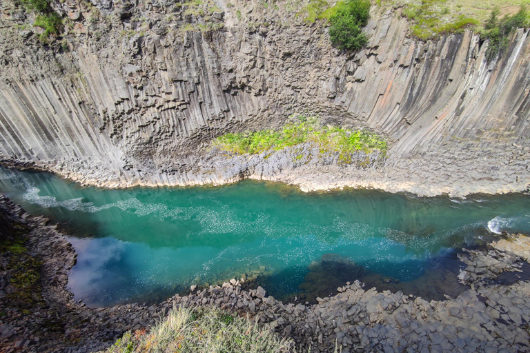 Seyðisfjörður Port: Stuðlagil Canyon and Waterfalls Tour