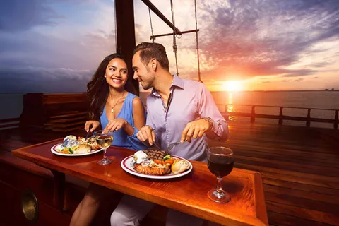 Cancún - Columbus Lobster & Dinner Tour for Couples