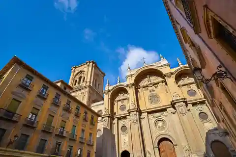 Granada: Excursão de meio dia a pé com guia local