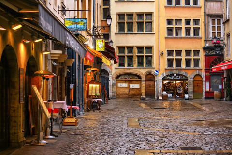 Lyon: Guided City Walking Tour with Local Guide