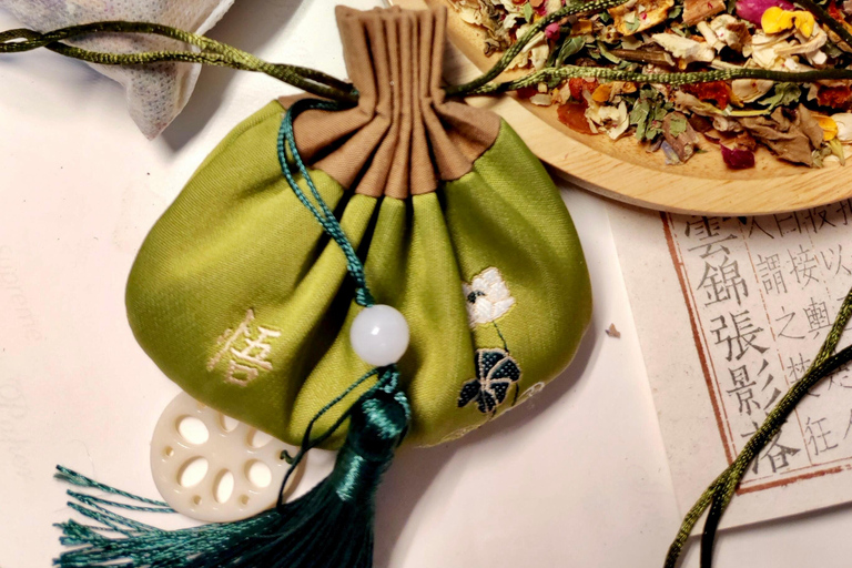 广州：现代化、市场、糖水、寺庙和小袋DIY西班牙语/法语/意大利语/日语/韩语/俄语导游