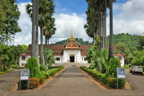 Luang Prabang Tour privado de día completo y almuerzo