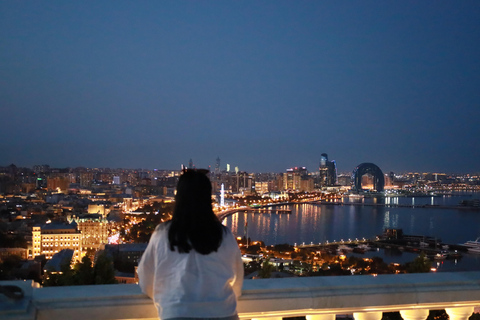 Baku: Night City Tour and Pub Crawl with Hotel Pickup