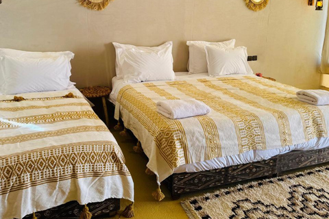 From Marrakech: 3-Day Sahara Desert & Luxury Camp Tour Private 3-Day Sahara Tour with Luxury Camp (Comfort)