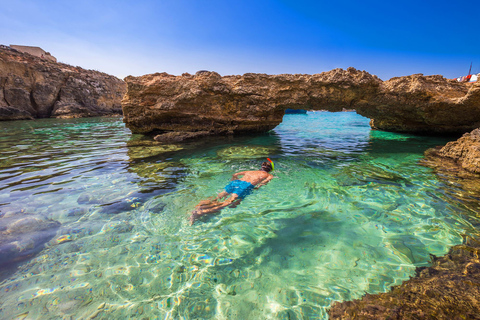 Comino : croisière en bateau vers le lagon bleu, le lagon de cristal et les grottes