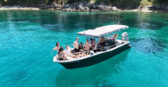 Bootstour mit 4 Stopps in Zadar: Schwimmen, Schnorcheln und Inselhopping