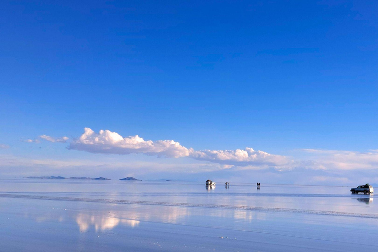 From Uyuni: 3-Day Salt Flats and Lagoons Tour to San Pedro