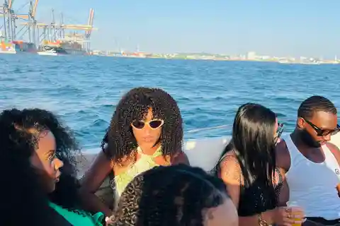 Private sunset: Open Bar Boat Party with Music and Games
