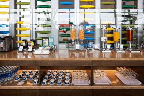 Hanoi: Międzynarodowe lotnisko Noi Bai Dostęp do saloniku SH Premium LoungeOdloty międzynarodowe T2: Salonik SH Premium Lounge Ha Noi