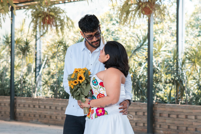Oaxaca: Fake Wedding Photoshoot & Traditional Oaxacan Attire