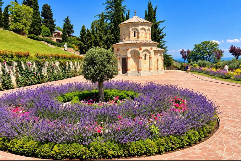 Tbilisi: Kakheti Culture, Sighnaghi & Bodbe Day Tour