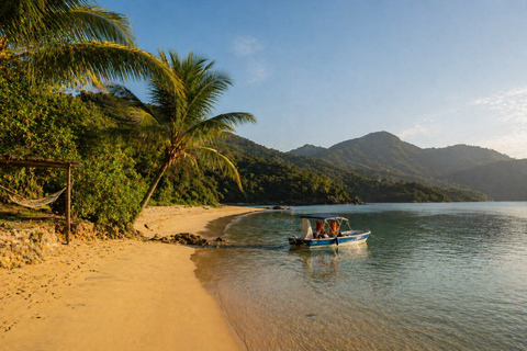 Paraty: Saco do Mamanguá Fjord Boat Tour with Snorkeling
