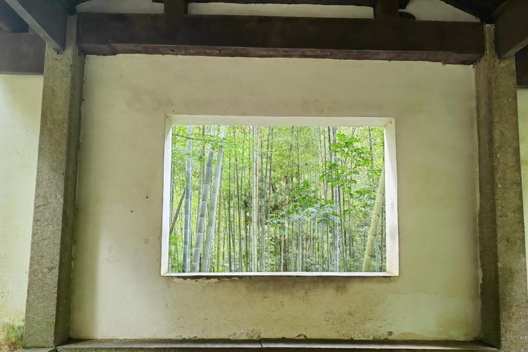Hangzhou Jiuxi, Shililangdang & Yunqi Day Hiking Tour