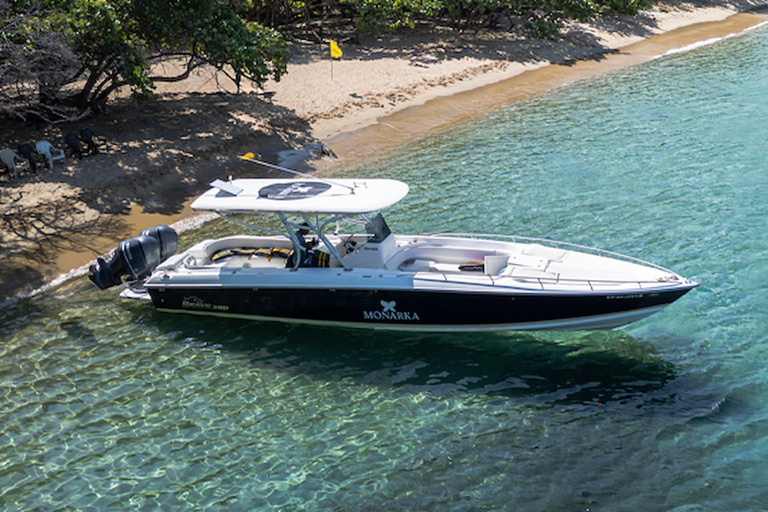 Santa Marta: Sightseeing Tour of 3 Beaches in Tayrona, with Snacks and Drinks
