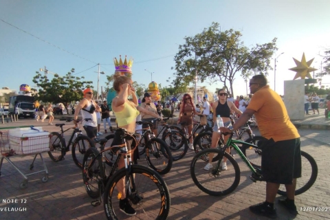 Cartagena: Bike Tours Around the City Shared Group Graffiti & Arts Route with Meeting Point
