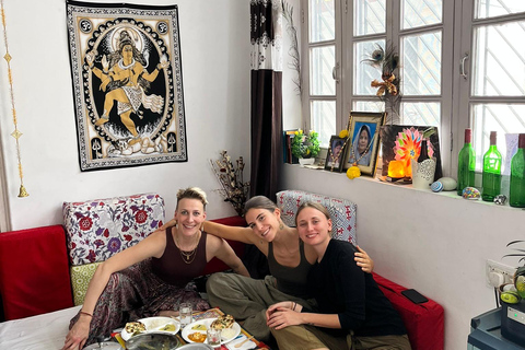 Mumbai: Hands-On Indian Cooking & Masala Chai Experience