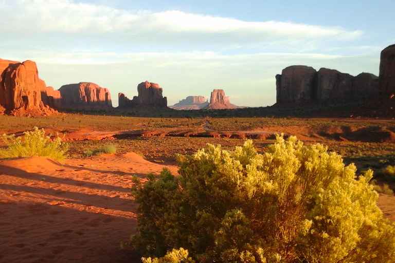 Monument Valley: Scenic 3.5-Hour Cultural Tour
