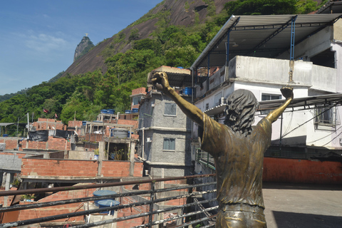 Rio de Janeiro: Santa Marta Favela Tour with BBQ & Samba