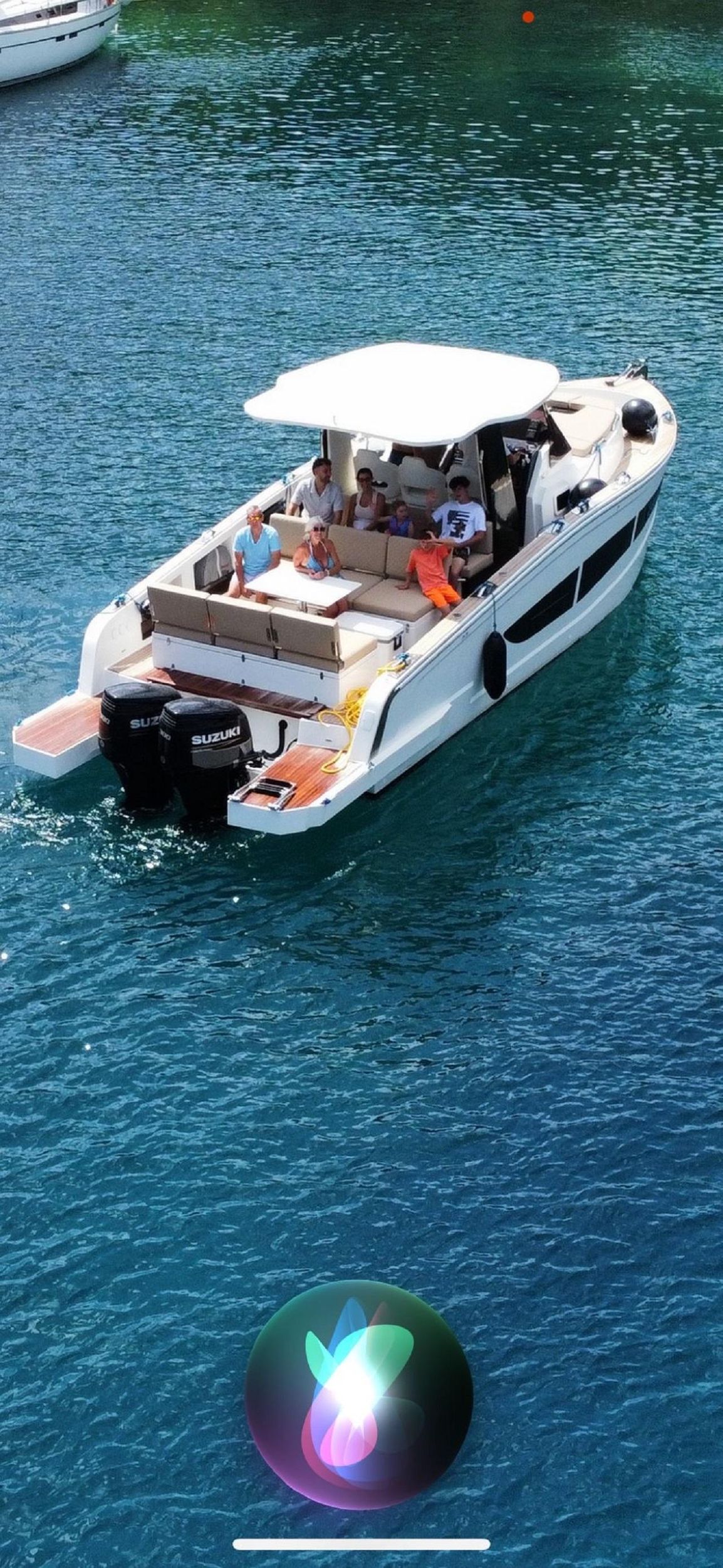 Skiathos, Sporaden: Private ganztägige Kreuzfahrt auf Mini-Yacht
