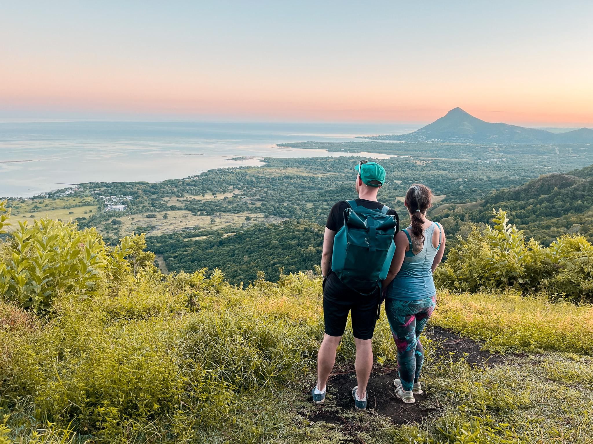 Chamarel: Sonnenuntergangs-Bergwanderung