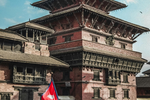 Best of Kathmandu: prywatny przewodnik, samochód i spersonalizowana wycieczkaCałodniowa wycieczka z pojazdem w języku obcym