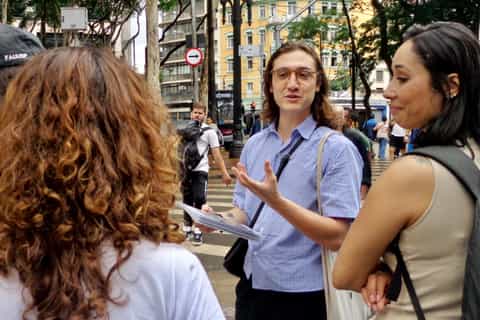Sao Paulo : visite historique a pied avec un architecte local