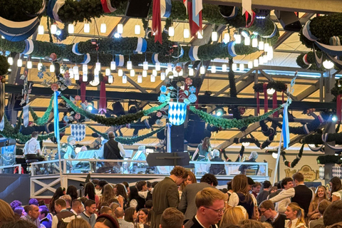 Oktoberfest Experience: Guided Tour, Lunch & Beer Oktoberfest Experience: Guided Tour, Lunch & Beer in Spanish
