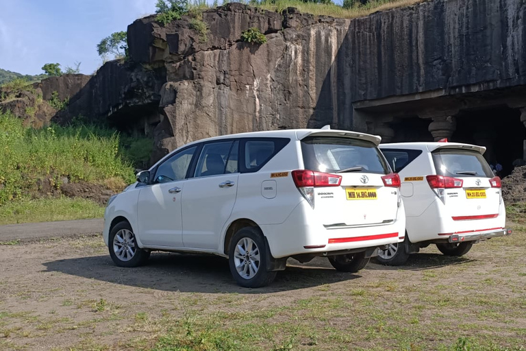 De Aurangabad: Tour particular por Hampi, Badami, Ajanta e ElloraTour com carro e motorista com ar condicionado.